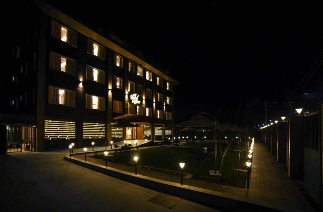 The Grand Kaisar Hotell Srīnagar Eksteriør bilde