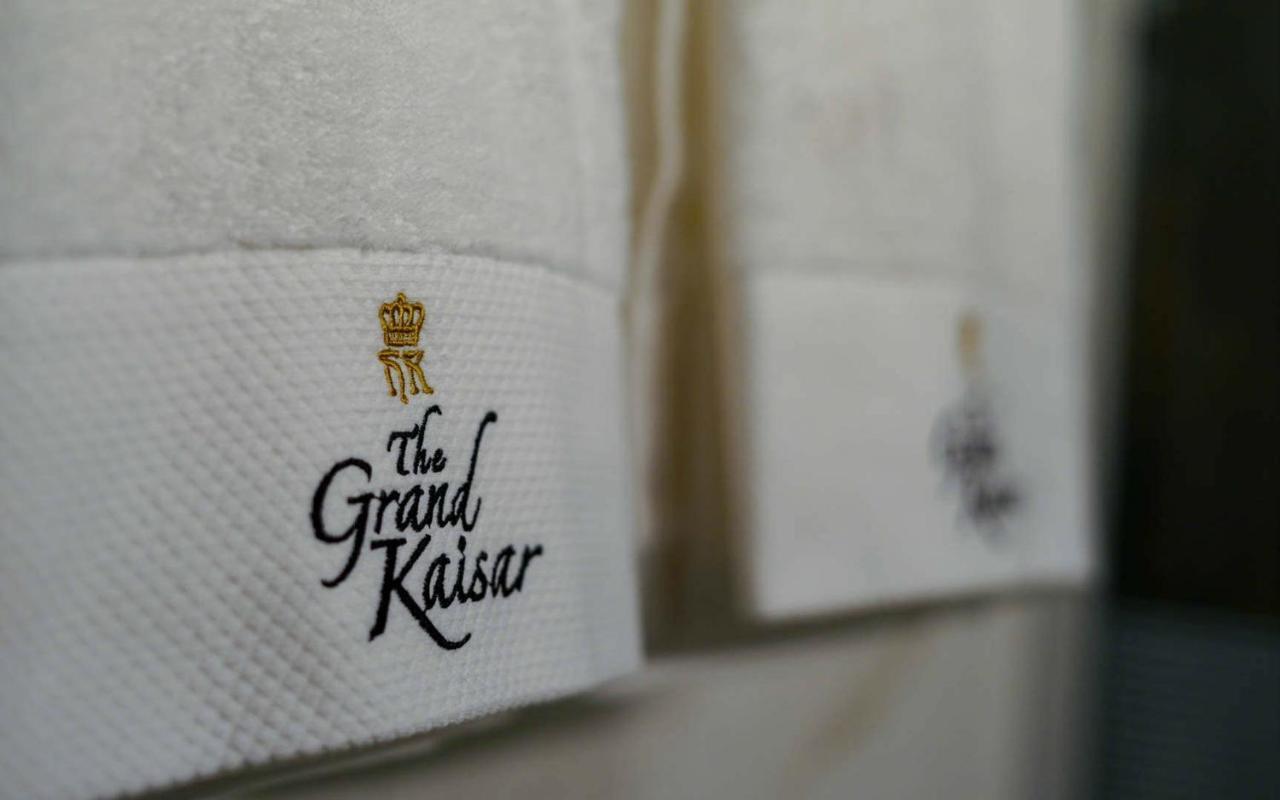 The Grand Kaisar Hotell Srīnagar Eksteriør bilde