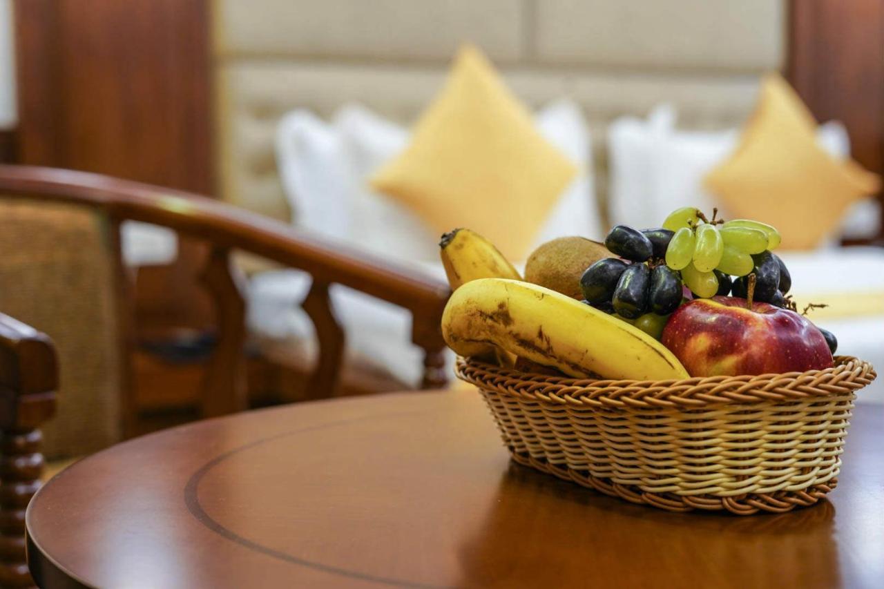 The Grand Kaisar Hotell Srīnagar Eksteriør bilde