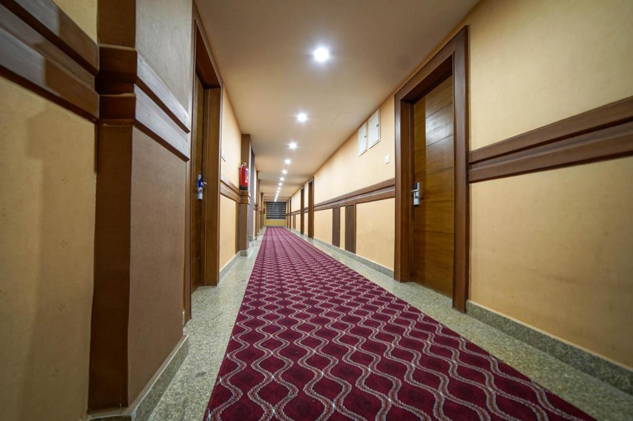 The Grand Kaisar Hotell Srīnagar Eksteriør bilde